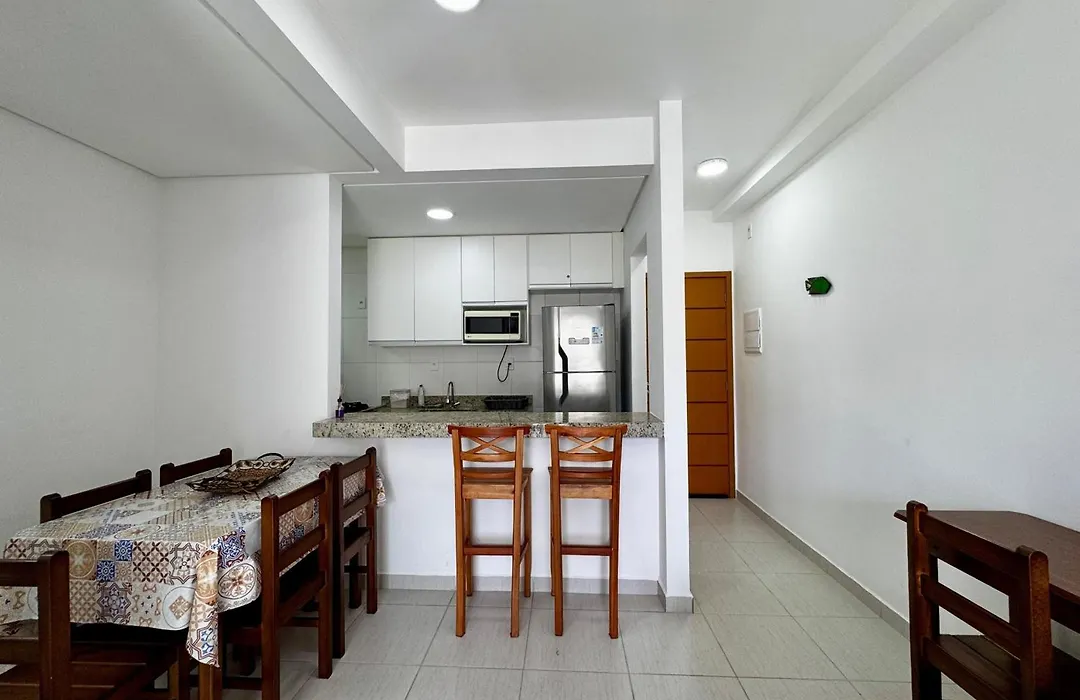 Apartamento Praia Grande Ubatuba com Churrasqueira Privativa-1